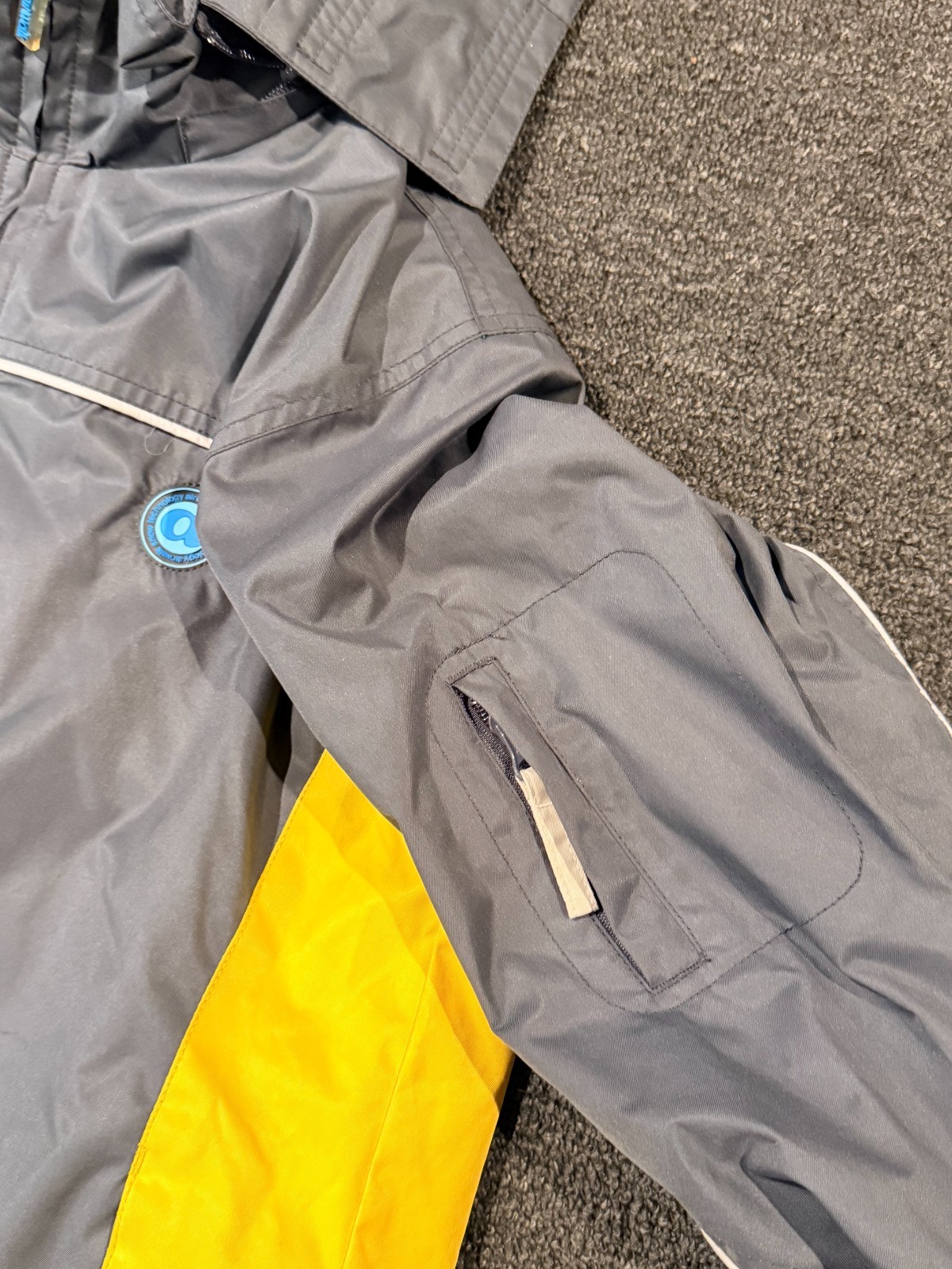 Airwalk Evolution Edition Snowboarding Jacket Men… - image 2