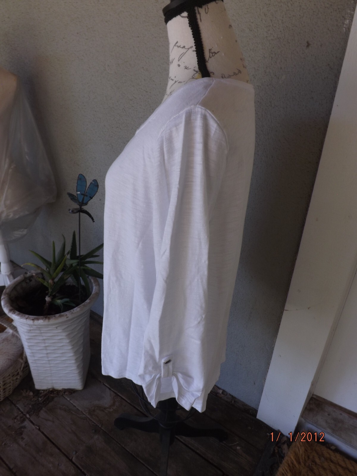 Picture 2 of 4