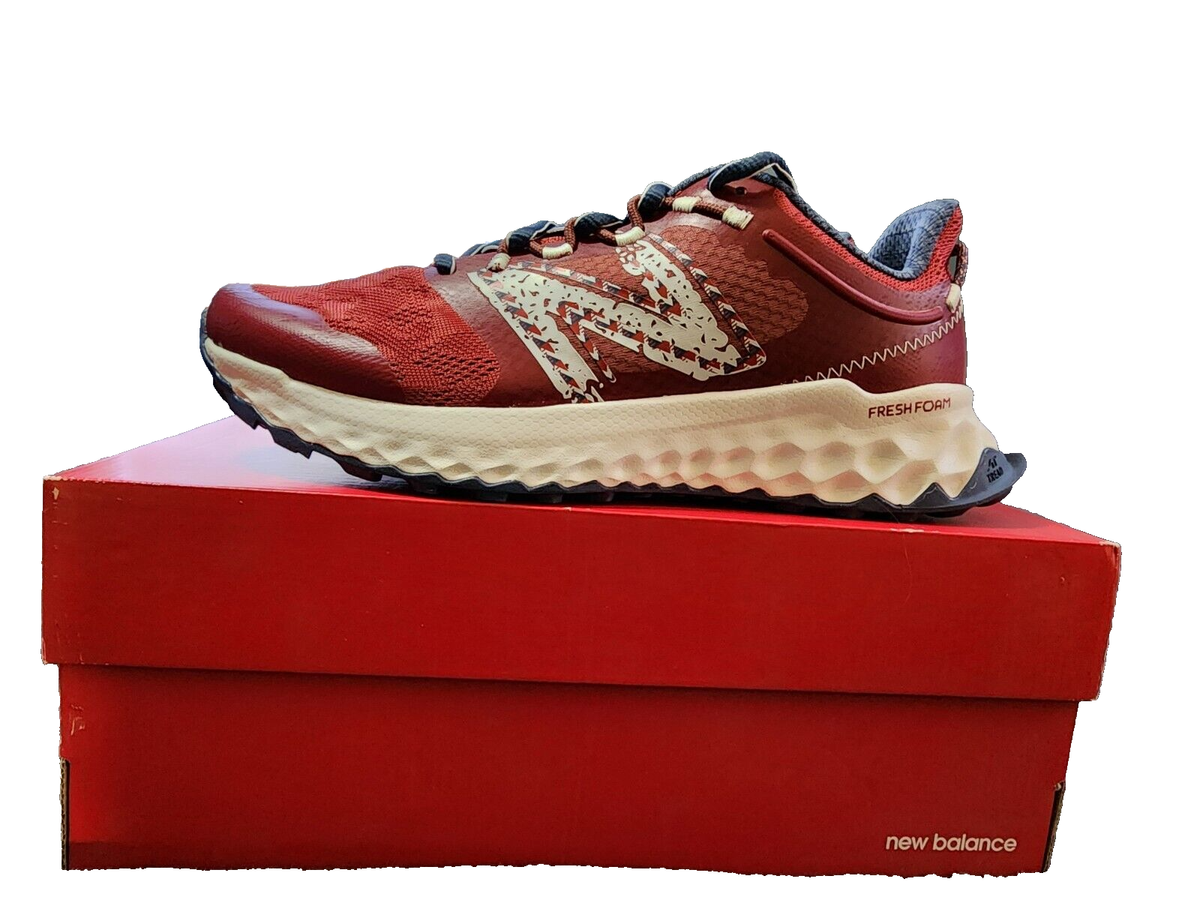 New Balance® Men display picture 3