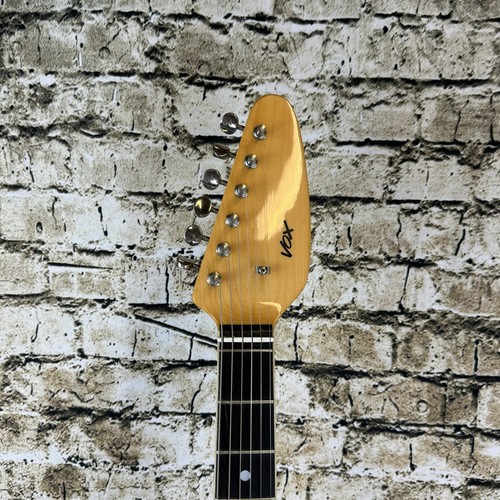 Vox 60's Vintage Mark VI Teardrop Style Guitar - (Used) - Picture 3 of 12