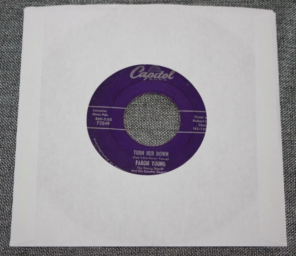 Faron Young – I’ll Be Satisfied With Love / Turn Her Down 7” 45 RPM Vinyl Record Foto 2 de 4