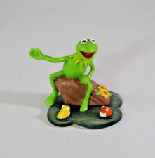 Vintage Muppets Kermit The Frog Pond PVC Figurine With Fish Applause Henson