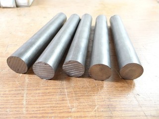 5 PIECES OF 12L14 MACHINING STEEL STOCK 1 7/16" DIAMETER 10" LONG 23LB