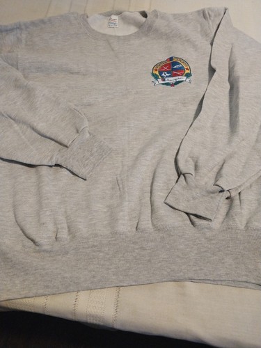 Vintage Winter Sports Champion Crewneck Sweatshirt Size Large - Picture 4 of 5