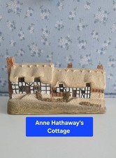 Anne Hathaway's Cottage (1989) Miniature - Lilliput Lane