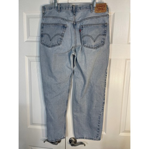 Pantalones de mezclilla para hombre Levi's 550 calce relajado W38 L30 (36x28,5) lavado claro - Imagen 3 de 9