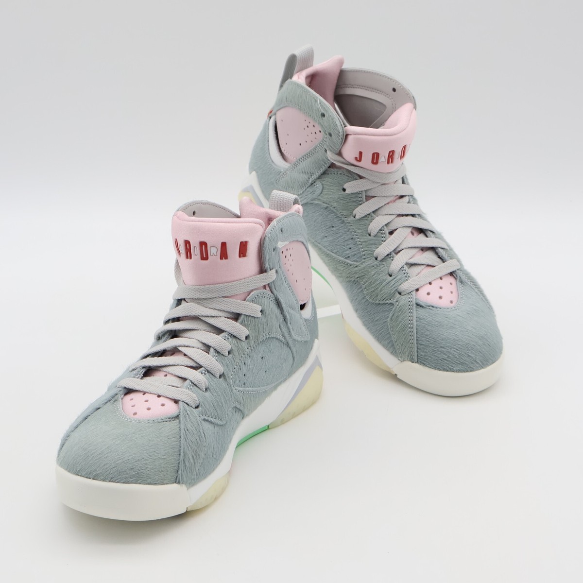 CT8528-002 Nike Air Jordan 7 SE Hare 2.0 Neutral Grey Summit CT8528-002 Nike Air Jordan 7 SE Hare 2.0 Neutral Grey Summit