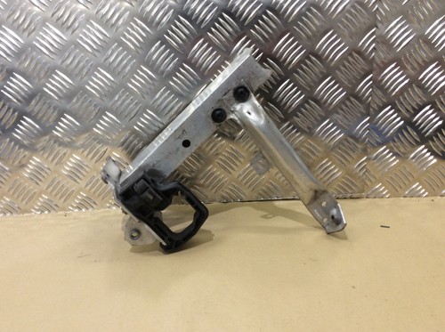 BMW 5ER F10 F11 STOßSTANGE VORNE BINDER DUMPER RECHTE SEITE 7158874 2012