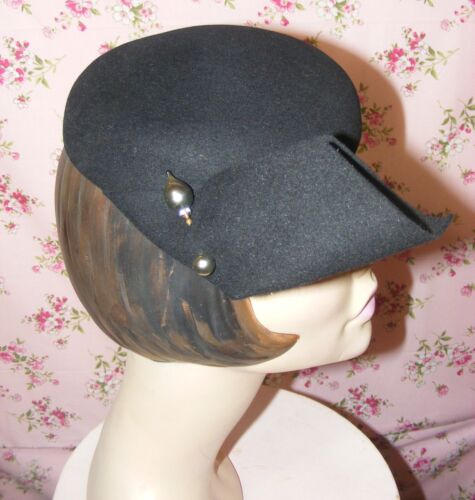 CAPPELLO VINTAGE ANNI 40 FASCINATOR NERO LANA FELTRO MACYS PICCOLI NEGOZI NEW YORK - Foto 3 di 9