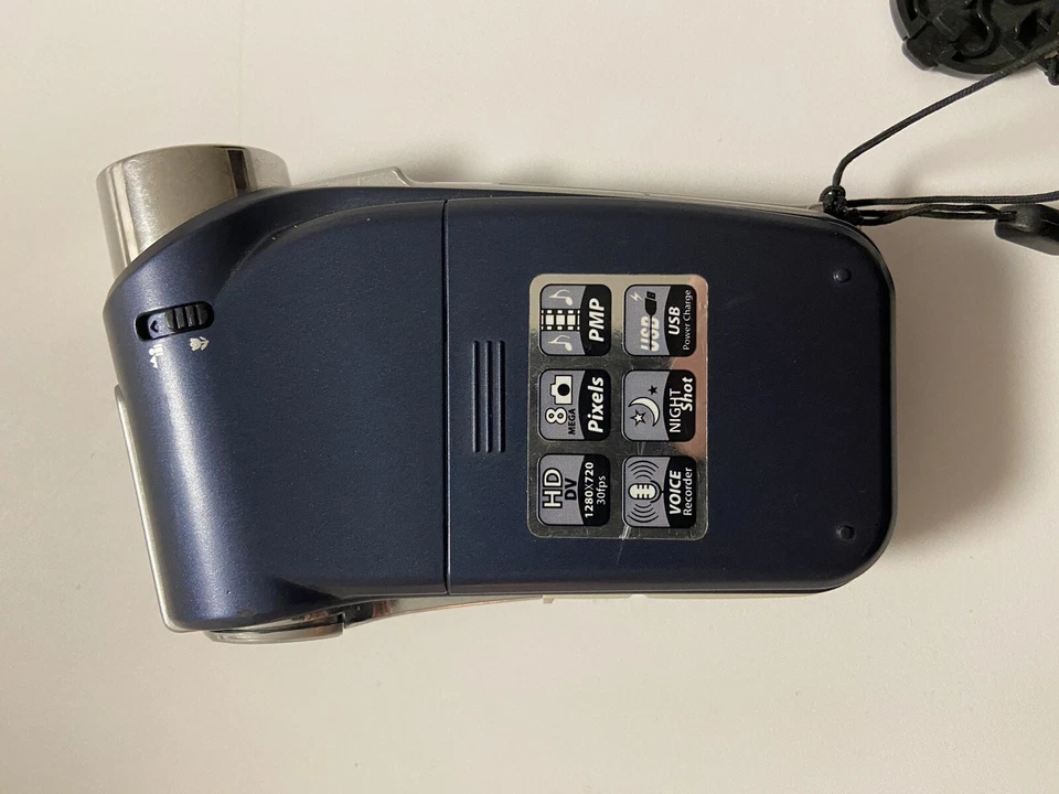 Aiptek V5V HD Video Camera Camcorder,With Battery, Missing Charger, Un-tested - Image 2 of 4