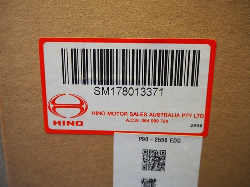 Genuine Hino SM178013391 Air Filter - Picture 2 of 2