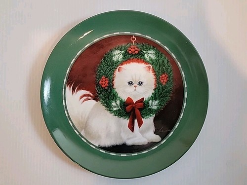 Lowell Herrero Plate 7 3/4" White Cat Blue Eyes Christmas Wreath 1992 Vandor