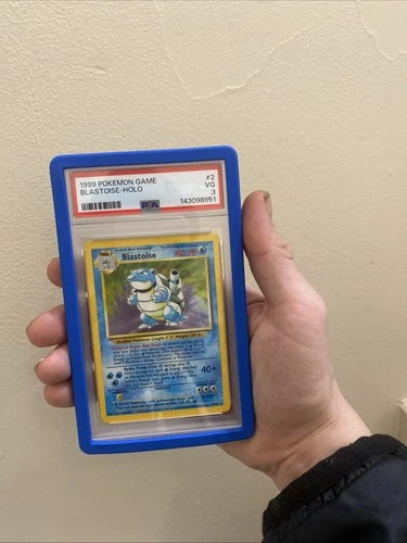 Pokémon Blastoise Holo Base Set 002/102, 1999, PSA 3 Very Good Condition