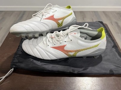 Mizuno Morelia Neo V Beta AG Size 10.5 US White/Lava Orange