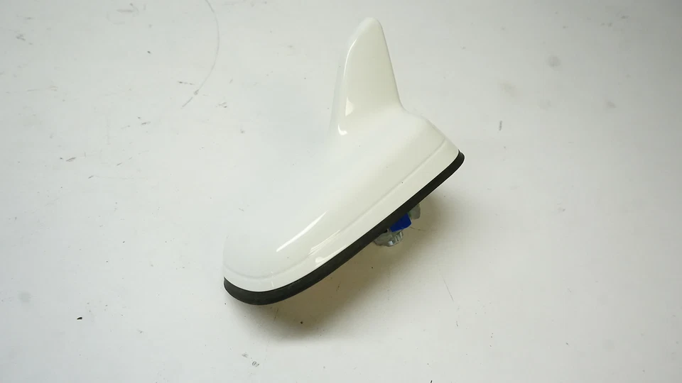 Antena de techo con aleta de tiburón Audi S4 2013-2016 4G0035503J Foto 3 de 3