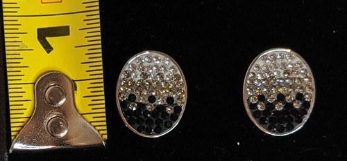 Orecchini Mary Kay Cristallo Nero/Argento/Bianco Ombra Ovali Lucidi Eleganti Nuovi Con Scatola - Foto 4 di 9