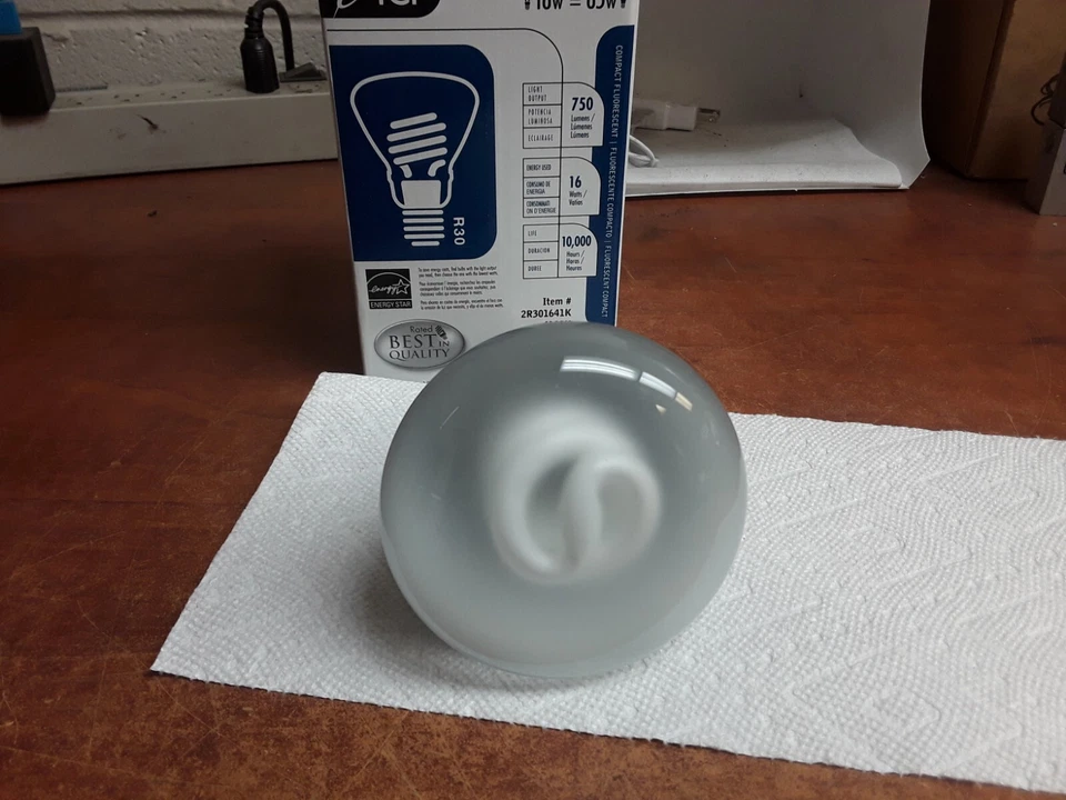 TCP 2R301641K Bulb, 4100K 120V 750 Lumens 16W 10,000 Hours - Image 4 of 4