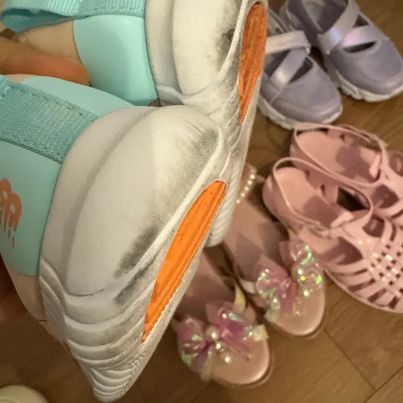Girls Shoes 190mm Sneakers, EXR, New Balance Aqua Shoes, Jelly Sandals, Pearl Sa thumbnail 3