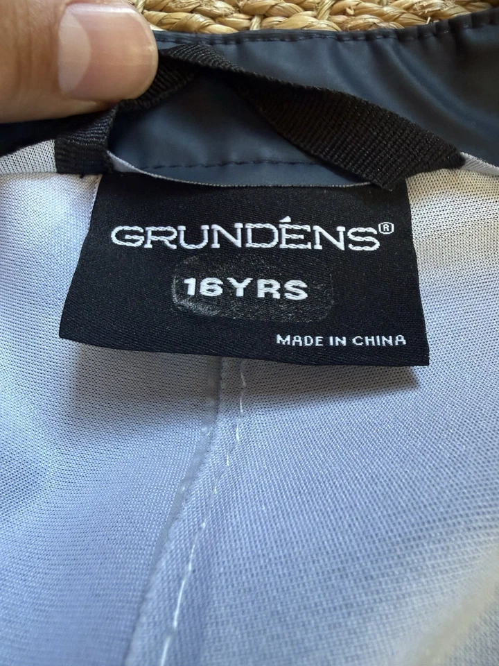 Babero de pesca Grundens juvenil azul marino talla 16 Foto 2 de 2