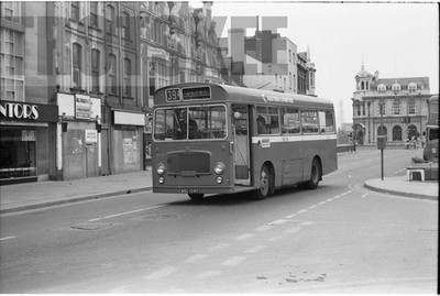 35 mm Schwarz-Weiß-Negativ Eastern Counties Bristol LH LHS935 WNG104H bei P...