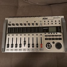 ZOOM R24 Multi-track Recorder 8-Track Japan Good Condition Working Tested Read