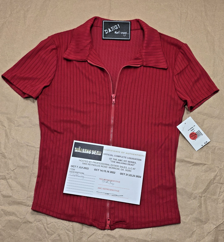 The Walking Dead Wardrobe Carol Personal Shirt Melissa McBride With COA (#694)