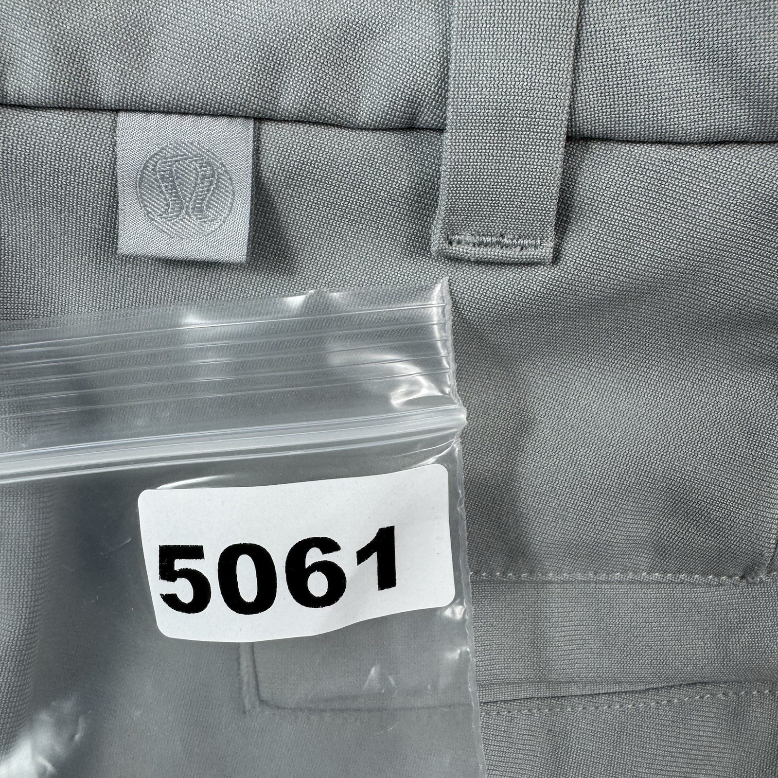 Lululemon Light Gray Commission Performance Flat … - image 4