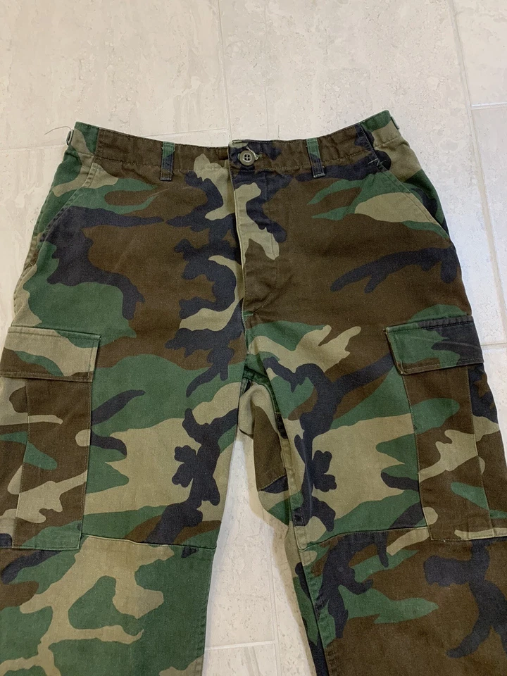 Men's Medium Regular Propper Woodland Camo Military Style Combat Trousers - Image 3 of 4