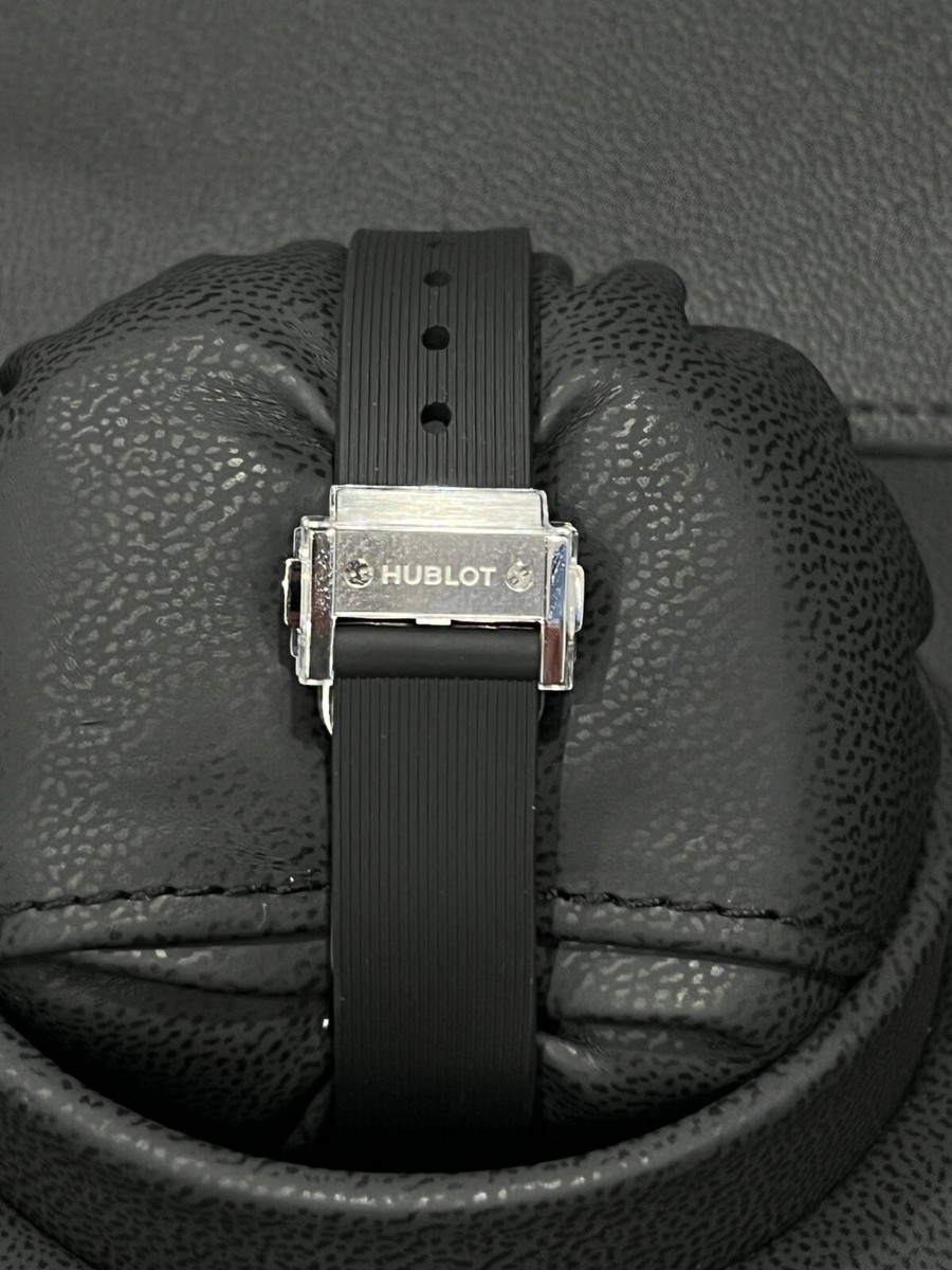 HUBLOT 581.NX.1470.RX CLASSIC FUSION BLACK TITANIUM RUBBER 33MM | eBay