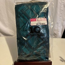 3/24 NEW IN PLASTIC - Thirty-one Scarf Foulard 10th AnniversarJade Plaid  1free