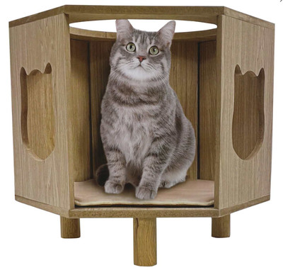 Wooden Cat House 19.05in x 16.53in New