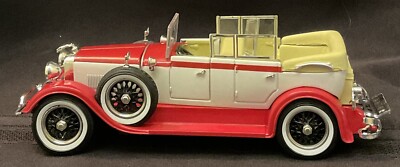 Arko 1928 Dietrich Convertible Limousine 1/32 Red & White-Box & Certificate