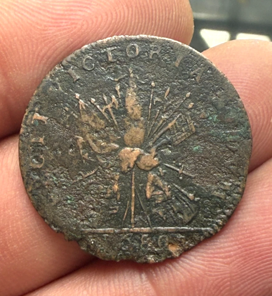 Pièce en cuivre à déterminer daté de 1680! 5,44 g - Photo 1/3