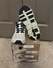 On Cloudrunner Low Top Lace Up Sneaker Gray/W...