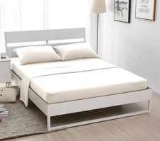 4-Piece Bed Sheet Set 1 Fitted Sheet 1 Flat Sheet 2 Pillowcases Queen Size Ivory