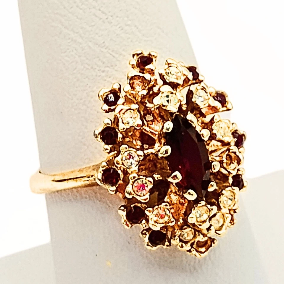 复古 18K 镀金石榴石和模拟钻石戒指女式 8 集群优雅 — 第 2/4 张图片