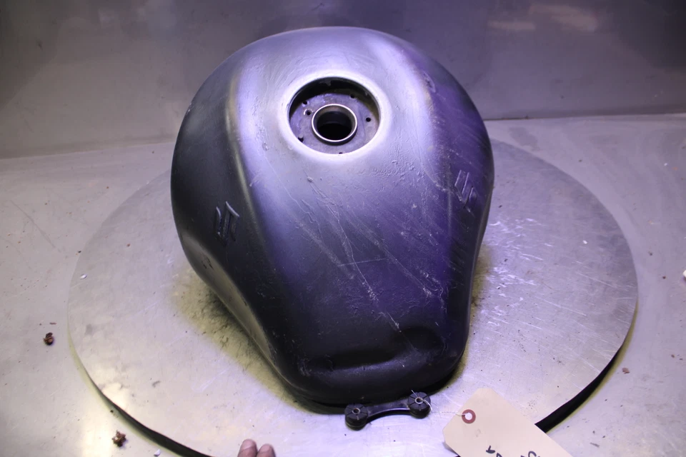 2015 Suzuki Hayabusa GSX1300R GAS TANK FUEL CELL PETROL RESERVOIR - Image 3 of 4