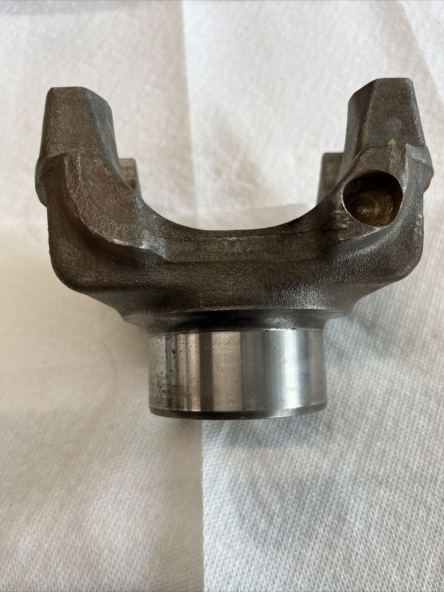 NEW Eaton Fuller 5505529 Universal YOKE | eBay NEW Eaton Fuller 5505529 Universal YOKE | eBay