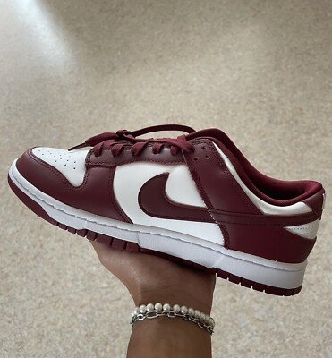 Nike Dunk Low Team Red (mehrere Größen; Unter Retail)