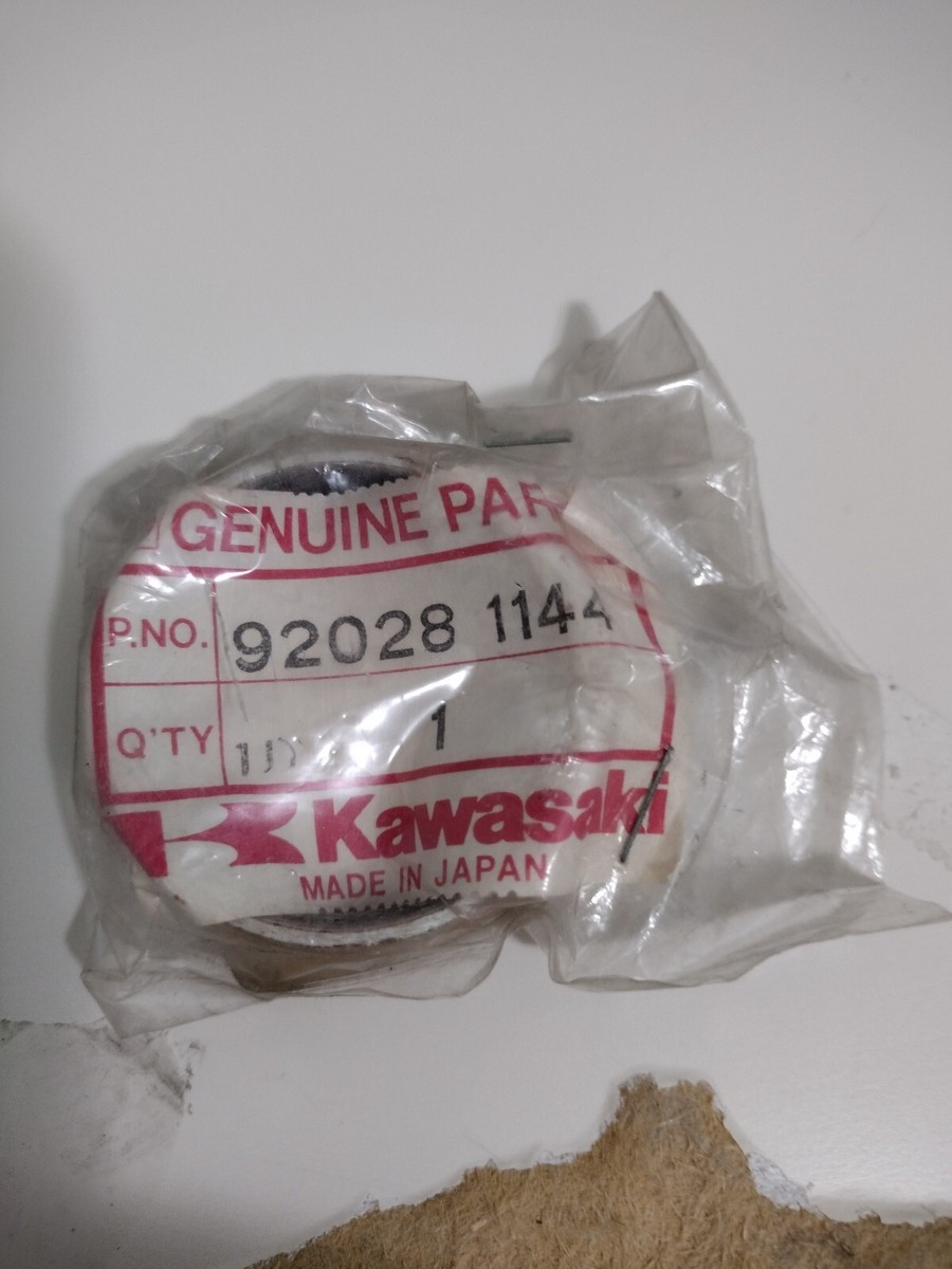 Kawasaki 92028-1144 Front Fork Bushing ZR750 ZX1100 ZX1000 ZG1000