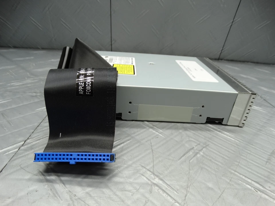 Apple Power Mac G5 IDE SuperDrive Pioneer DVD-RW Internal Drive DVR-108AA - Image 2 of 4