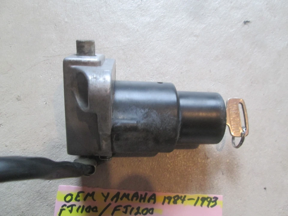 雅马哈 FJ1100 / FJ1200 主开关 STEERING LOCK / IGNITION 3JV-82501-00-00 — 第 3/4 张图片