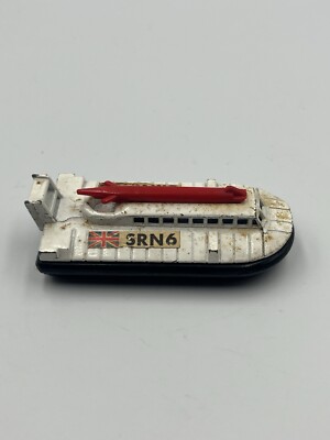 Matchbox Vintage Hovercraft No 72 & 2 White Superfast Lesney England Decent Shap
