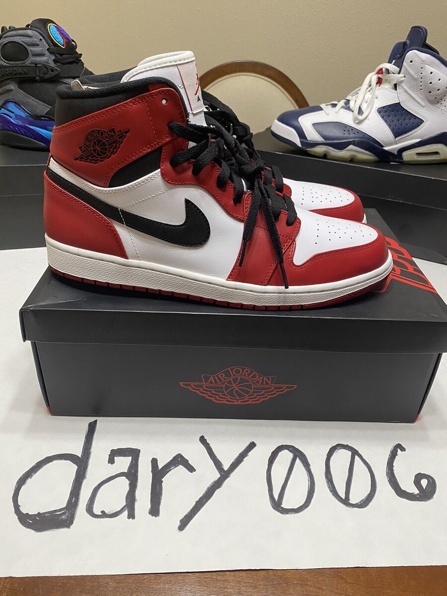 Nike Air Jordan 1 Retro High Chicago 2013 / 332550-163 Size 11.5