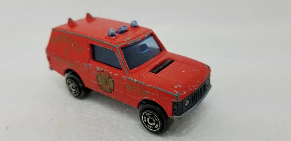Vintage Majorette Range Rover #246 District 3 Fire Dept. Emergency Fire Vehicle - Image 4 of 4