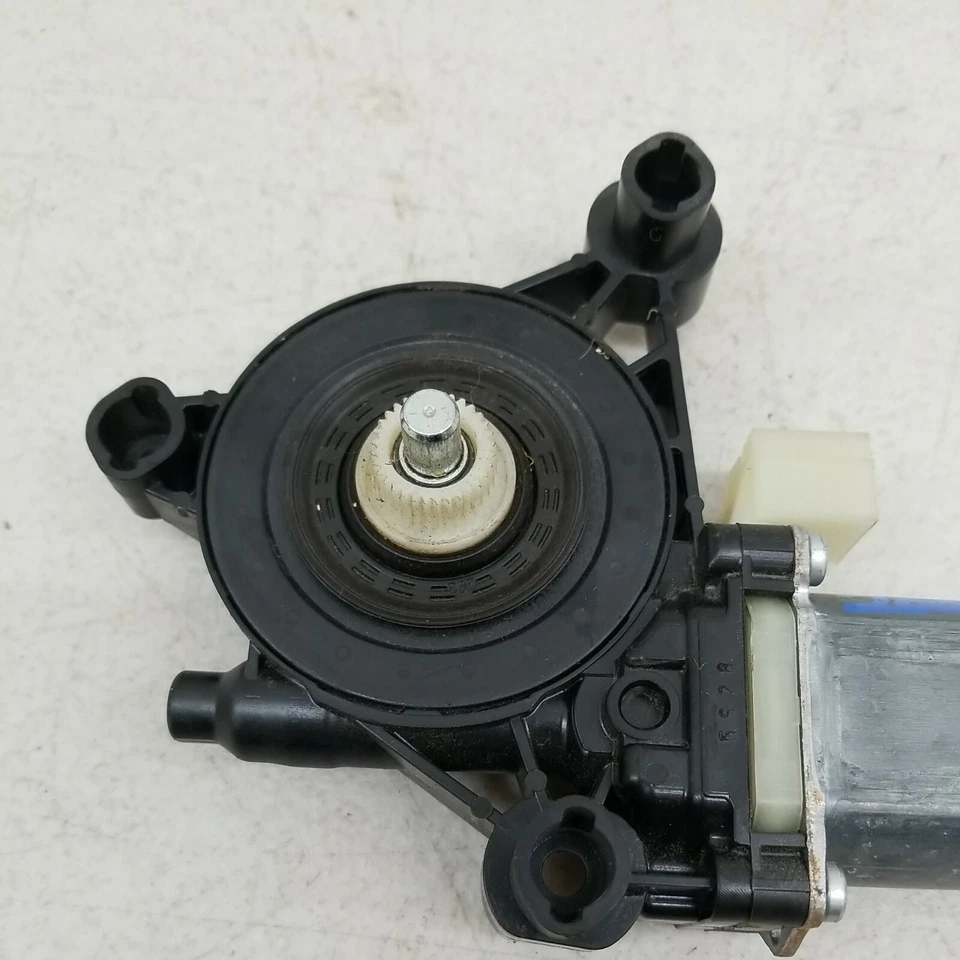 Audi A4 2017-2019 ventana lateral del pasajero delantero derecho motor eléctrico OEM 8W0959802 Foto 2 de 4