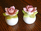 VTG. Cute Pink Roses Salt and Pepper Shakers 2" H Plastic Stoppers — photo 2