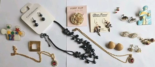 Lot of Vtg. To Now Costume Jewelry, Earrings, Scarf Clips, Pins, And Earring JL