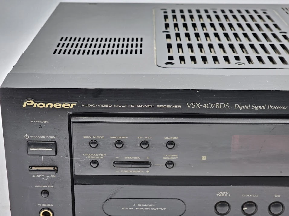 Pioneer VSX-407RDS Receiver - Not Working, Cosmetic Wear - Image 2 of 4