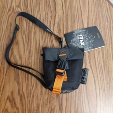 Adorama 24/7 Traffic Collection DSLR Camera Pouch Bag New